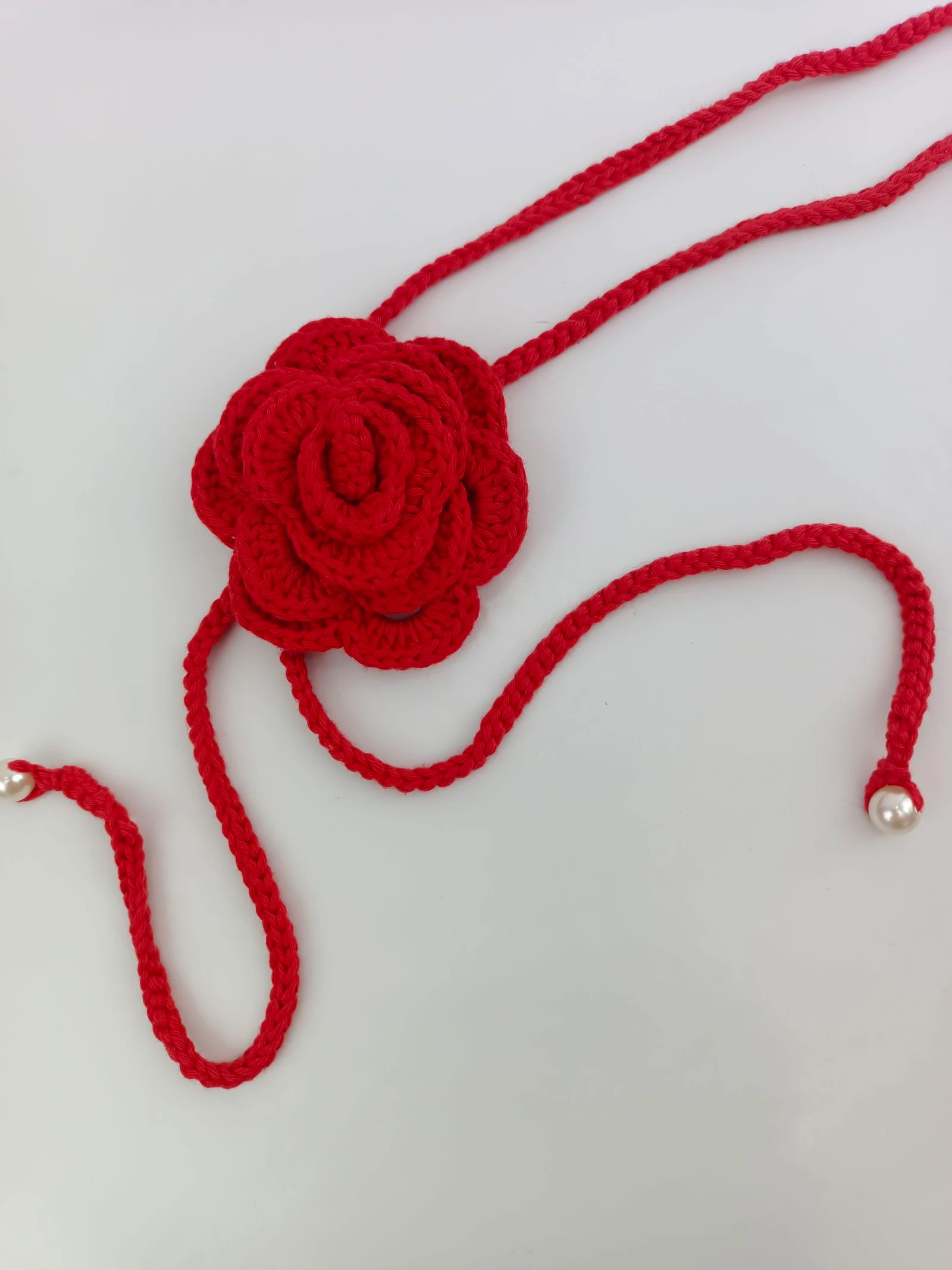 Colar gargantilha ajustável com flor de crochê – photo 2